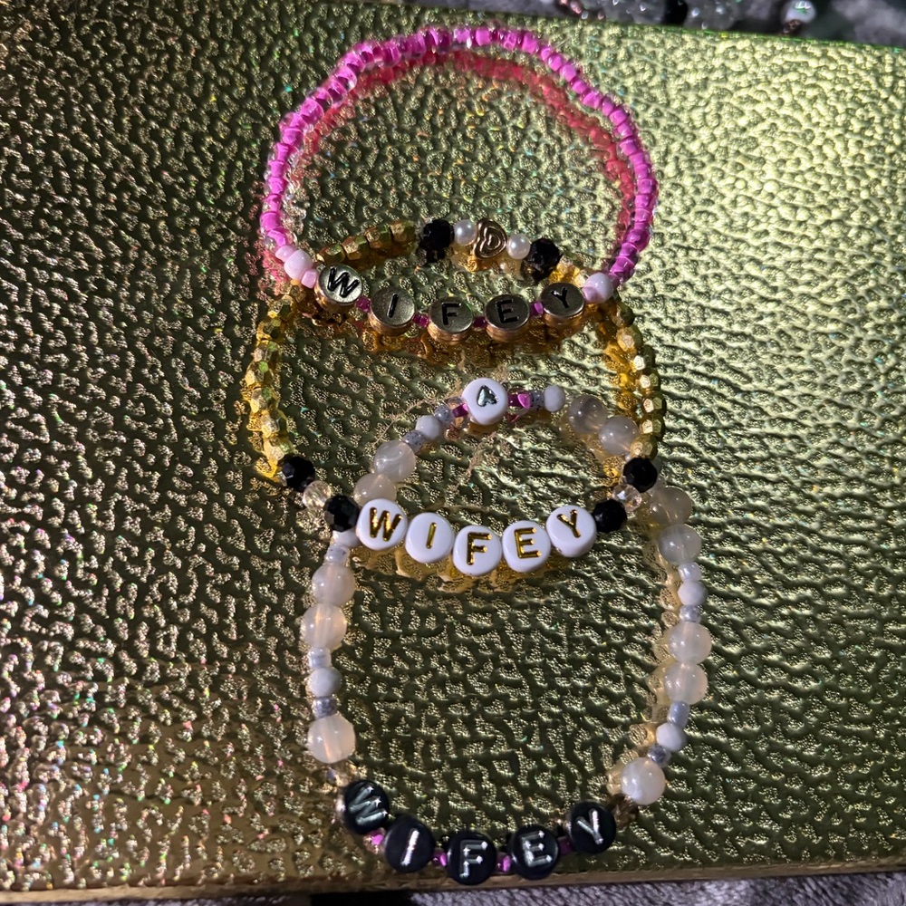 Beaded Bracelets “WIFEY”
